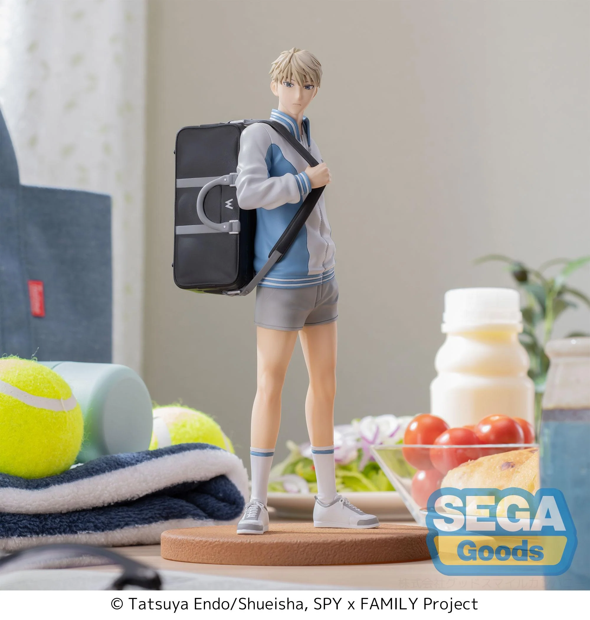 Figura Sega Goods LUMINASTA Loid Forger atuendo de tenis – SPY X FAMILY